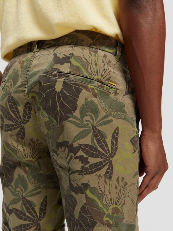 ملابس Scotch & Soda شورت تشينو المطبوع من ستيوارت كامو الأزهار AOP رجال N0V4622