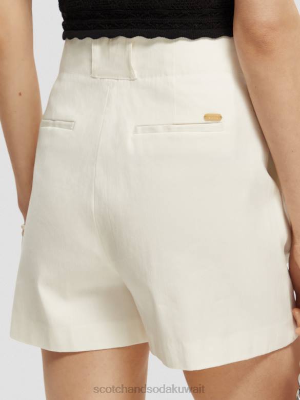 ملابس Scotch & Soda شورت مطوي شاهقة قبالة الأبيض نحيف N0V4236