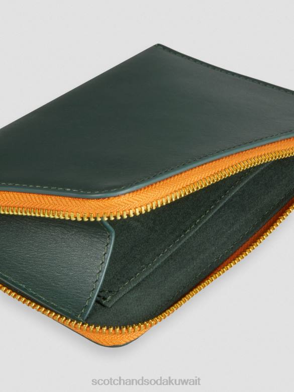مُكَمِّلات Scotch & Soda محفظة سفر جلدية أخضر فاتح نحيف N0V4272