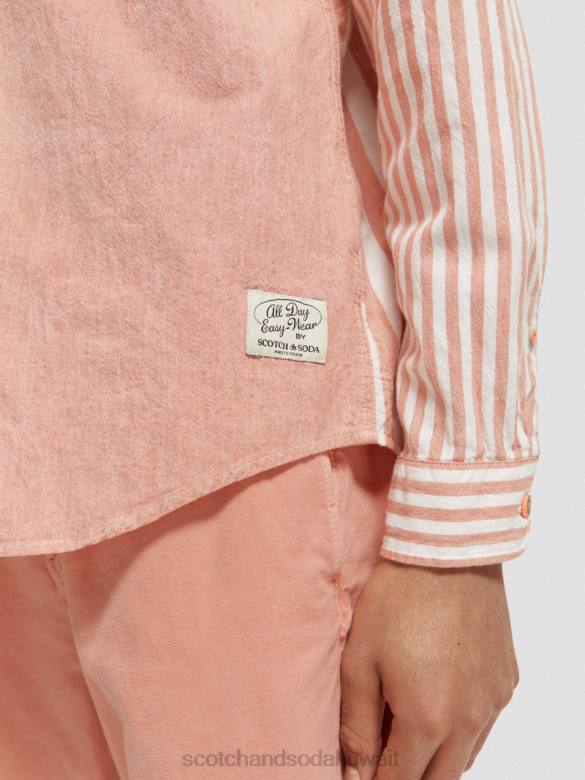 ملابس Scotch & Soda قميص شامبراي مختلط خفيف الوزن ومقاس مريح الكرز رجال N0V4315