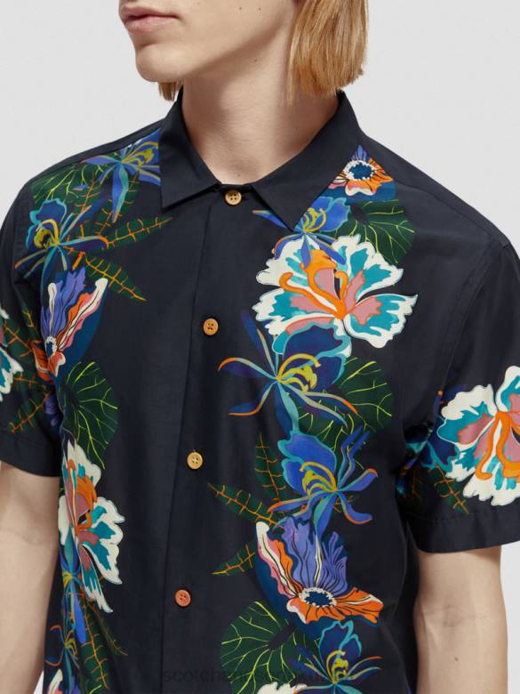 ملابس Scotch & Soda قميص كامب من القطن العضوي المطبوع زهرة الحدود رجال N0V4327