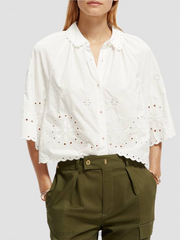 ملابس Scotch & Soda بلوزة قصيرة مطرزة بالتطريز الإنجليزي أبيض نحيف N0V440