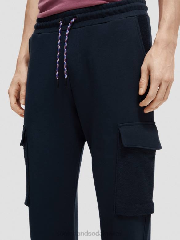 ملابس Scotch & Soda بنطال رياضي من القطن العضوي مع جيوب كارجو ليلة رجال N0V4493