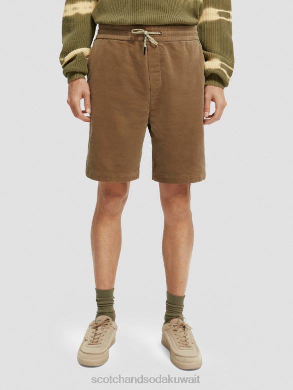 ملابس Scotch & Soda شورت من القطن العضوي ذو قصة مريحة الكاكي رجال N0V4594