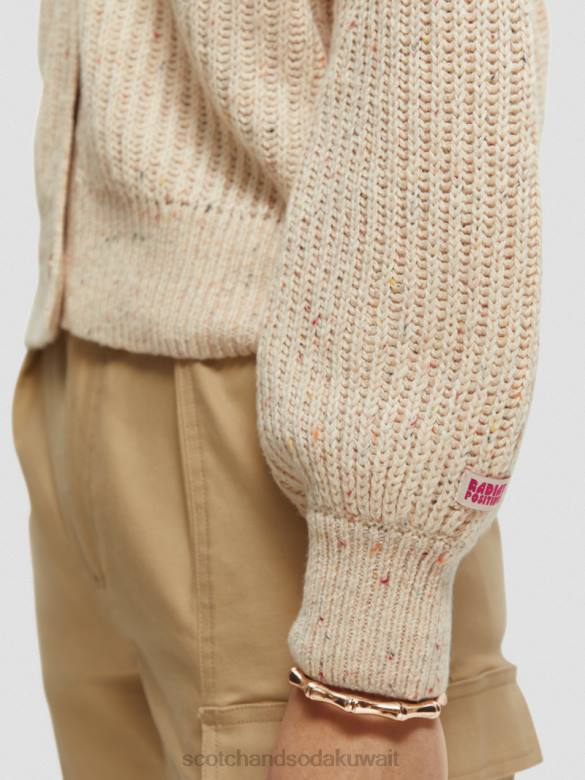 ملابس Scotch & Soda سترة محبوكة مضلعة برقبة على شكل حرف V رمال بيضاء نحيف N0V4128