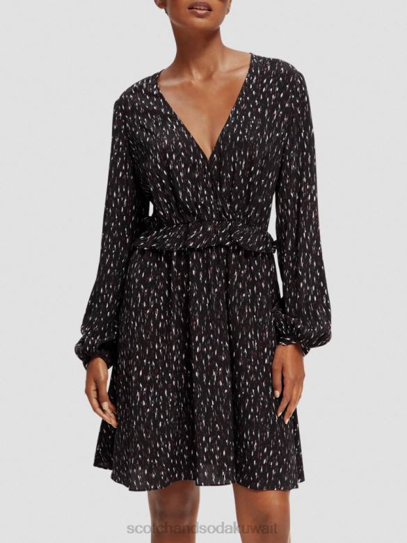 ملابس Scotch & Soda فستان قصير مطبوع بأكمام طويلة ورقبة على شكل حرف V ايكات المطر نحيف N0V426