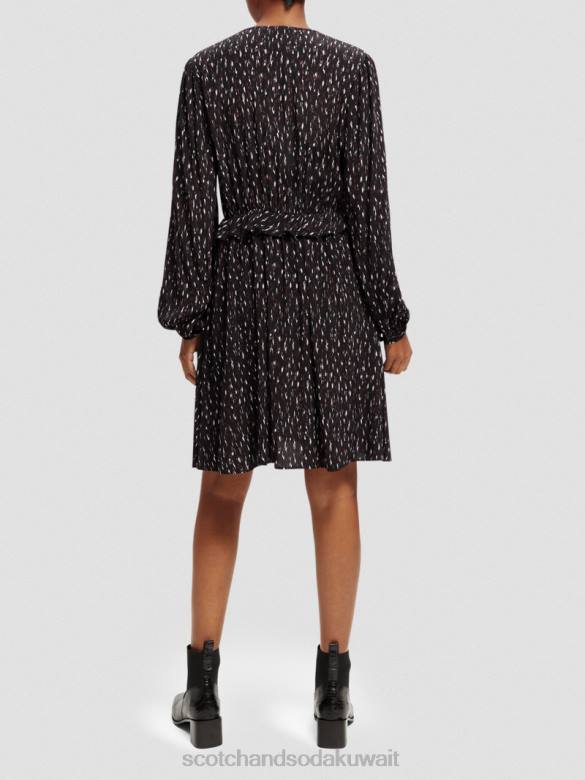 ملابس Scotch & Soda فستان قصير مطبوع بأكمام طويلة ورقبة على شكل حرف V ايكات المطر نحيف N0V426
